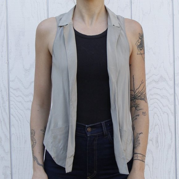 Grey Silk Vest - Picture 2 of 11